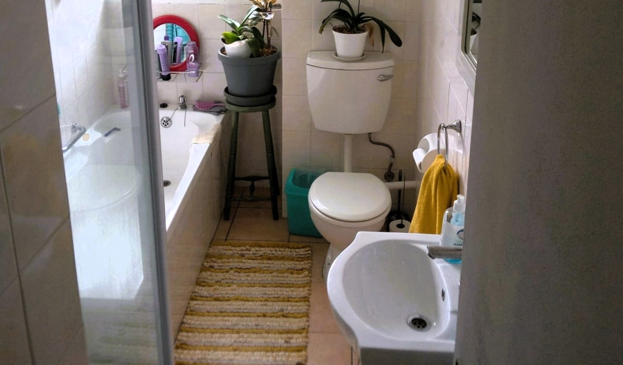 To Let 2 Bedroom Property for Rent in Greenways Golf Estate Western Cape